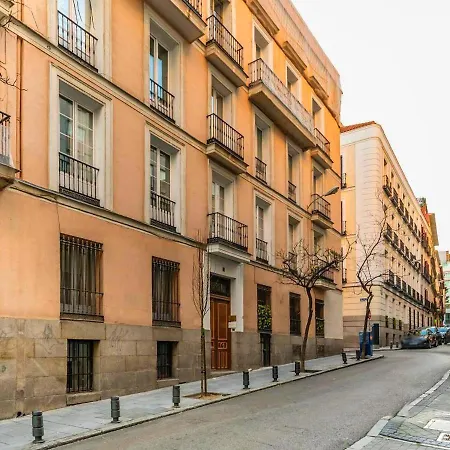 Lovely Apartments - Apartasuite Completo En Excelente Ubicacion En Madrid Exterior photo