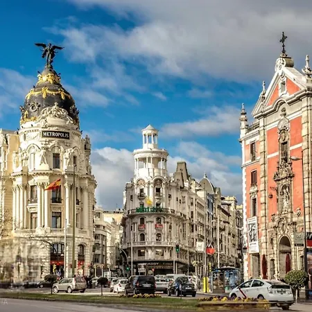 Lovely Apartments - Apartasuite Completo En Excelente Ubicacion En Madrid Exterior photo