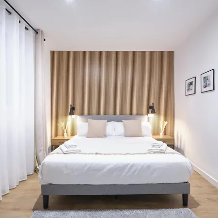 Lovely Apartments - Apartasuite Completo En Excelente Ubicacion En Madrid Exterior photo