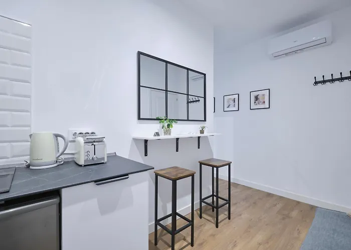 Lovely Apartments - Apartasuite Completo En Excelente Ubicacion En Madrid